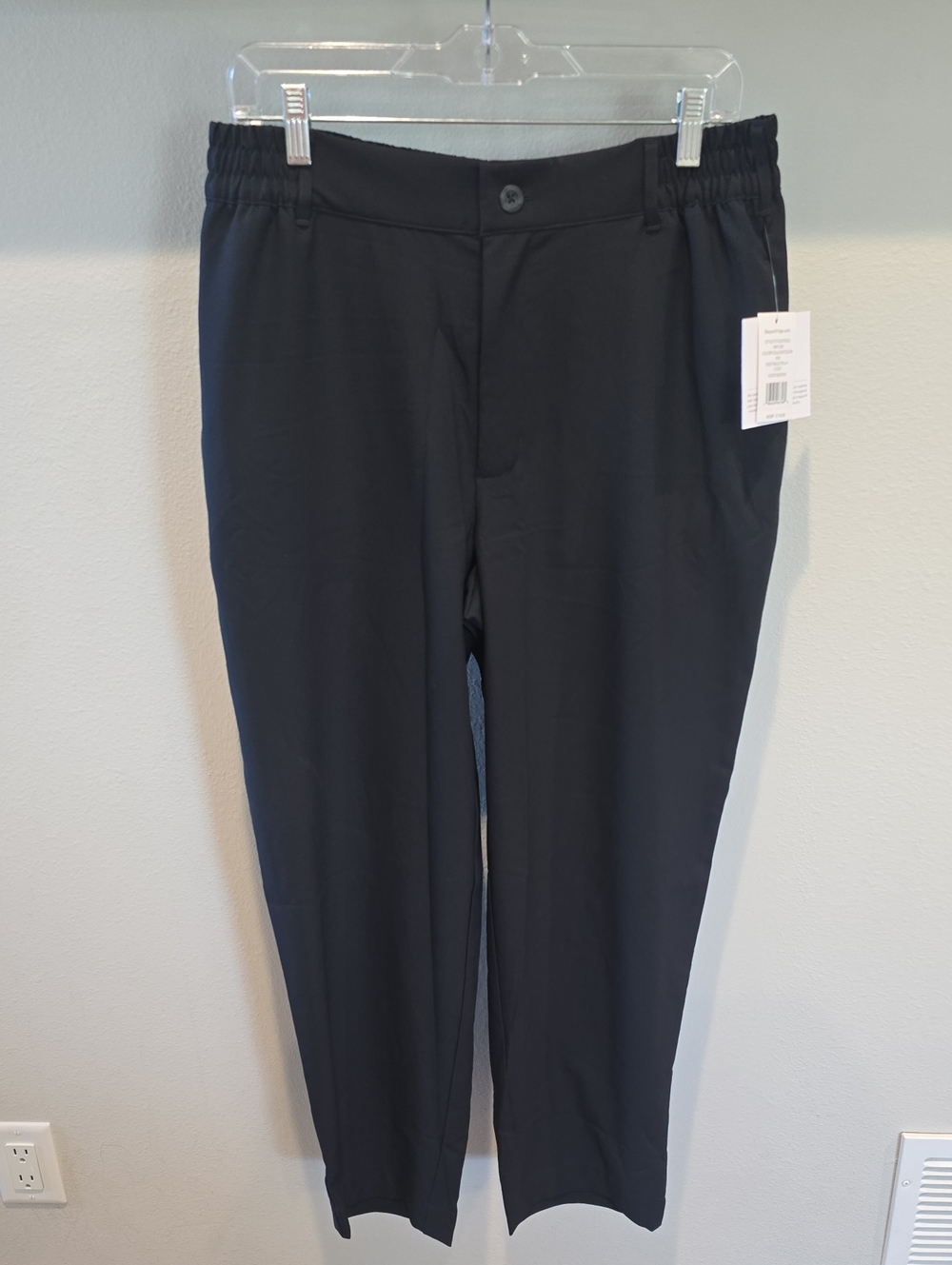 Beyond Yoga Black Pants NWT, Status Cut, Large